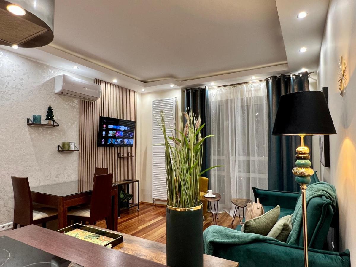 Platinum Tower Green Star Apart Warsaw Exterior photo