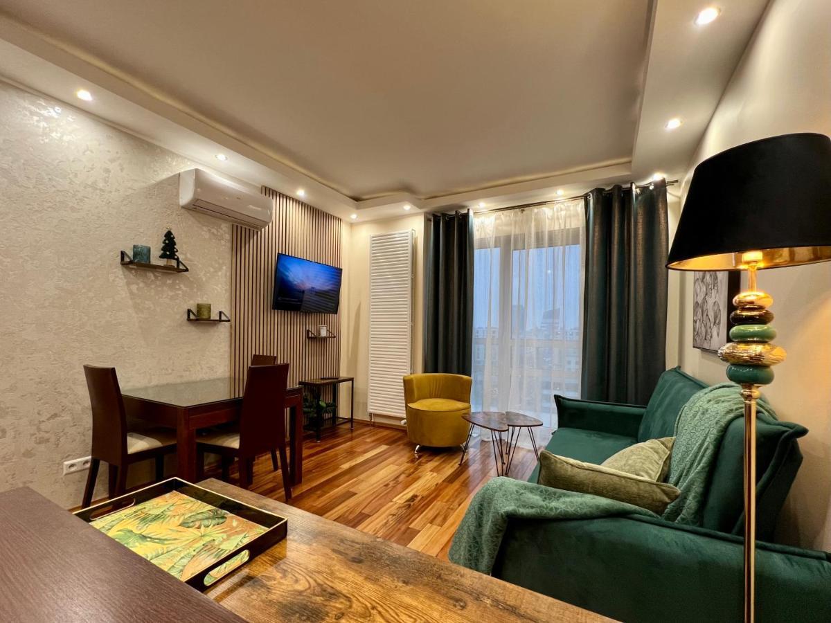 Platinum Tower Green Star Apart Warsaw Exterior photo